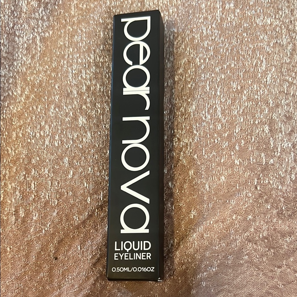 Pear Nova Liquid Eyeliner